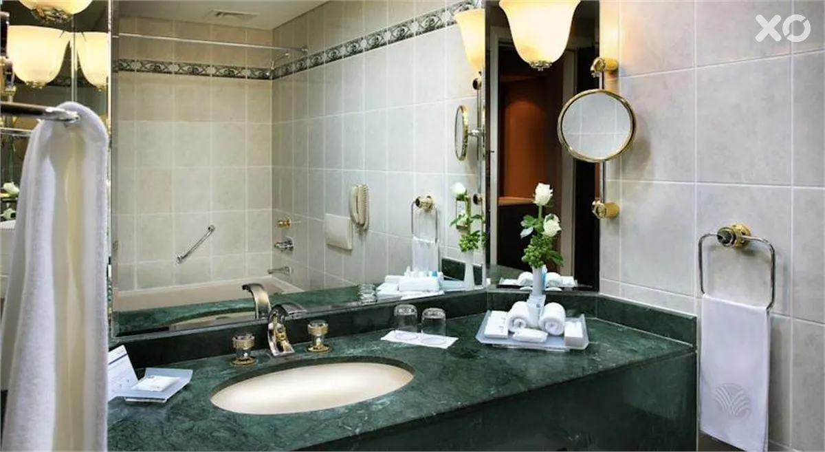 Movenpick Grand Al Bustan