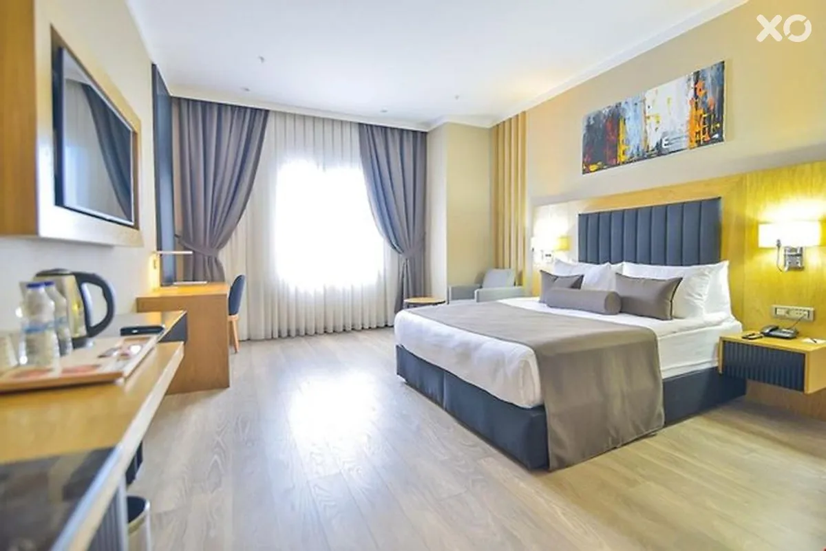 Mayi Hotel