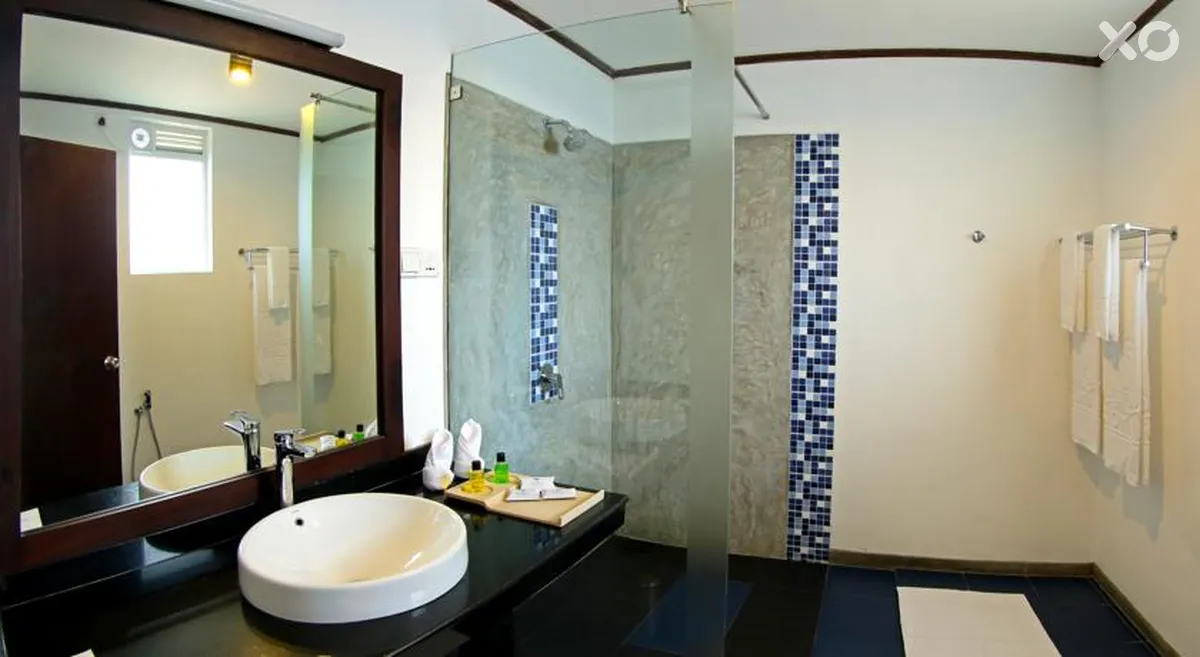 CoCo Royal Beach Resort