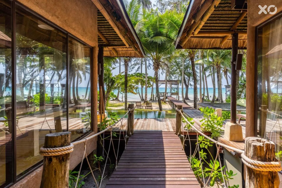 High Season Pool Villa & Spa