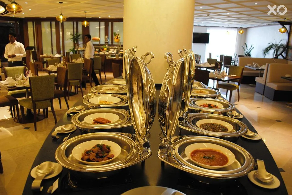Raviz Center Point Hotel