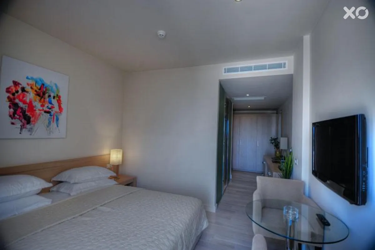 Lvzz Hotel