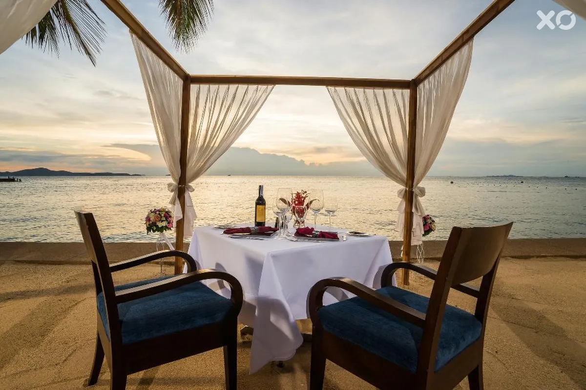 Royal Cliff Beach Terrace