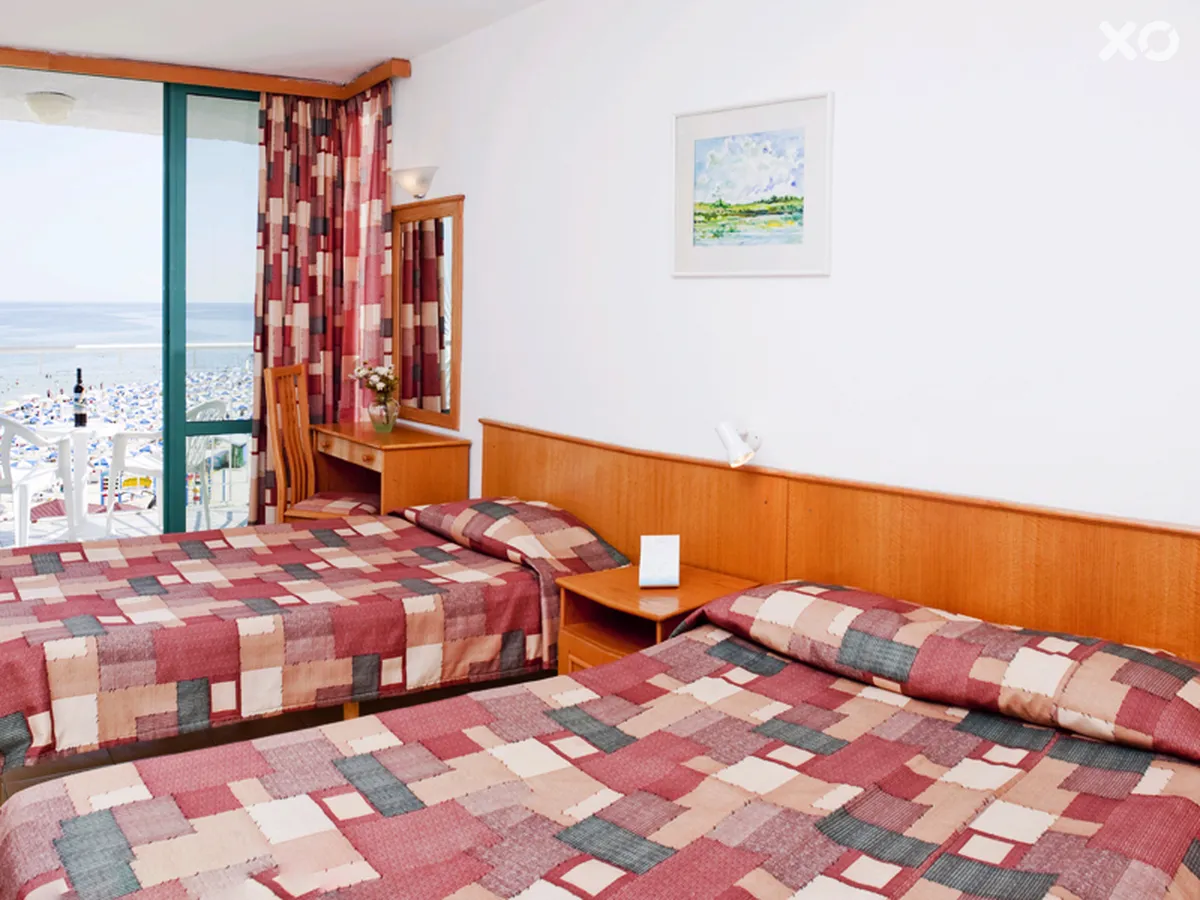 Boryana Hotel