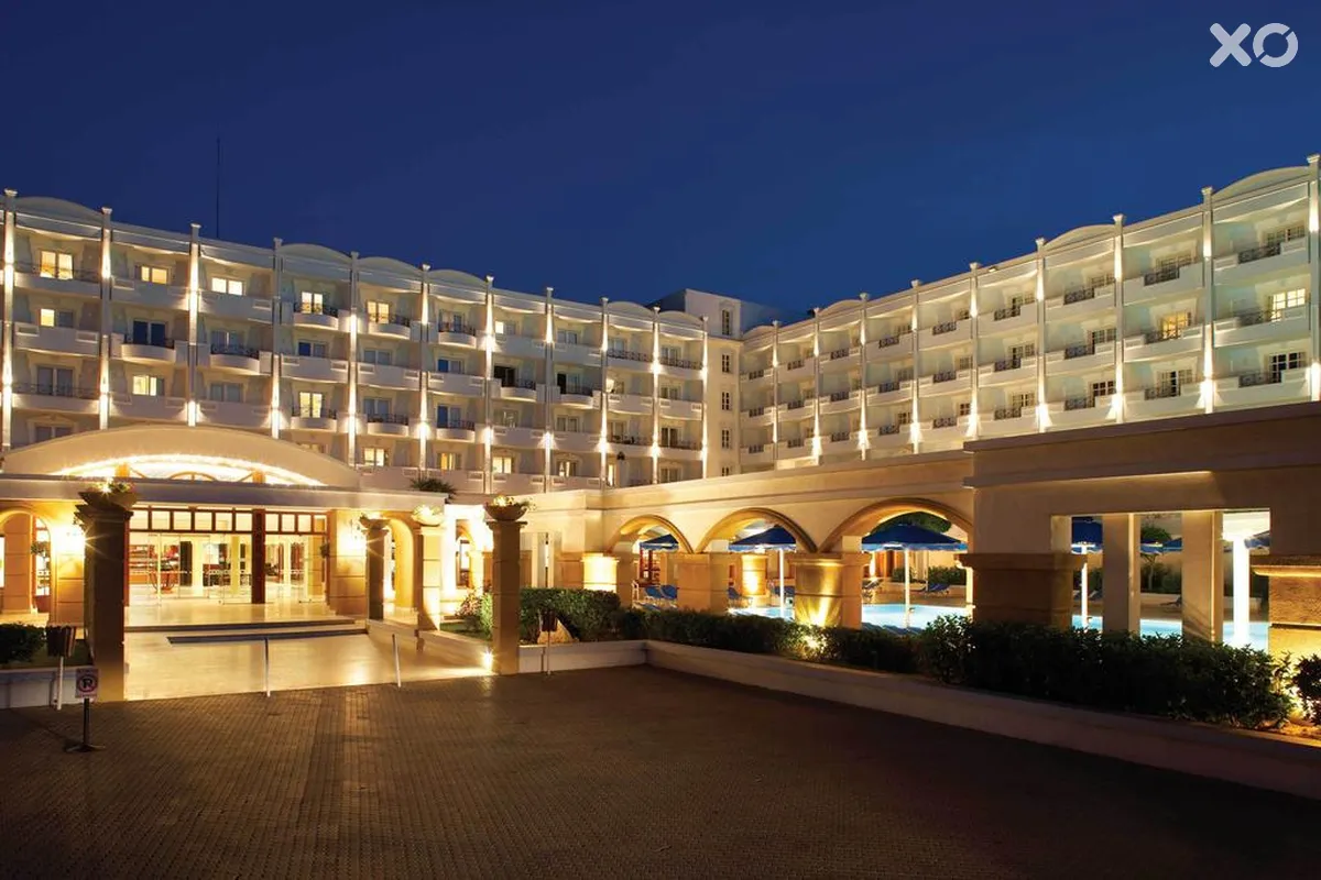 Mitsis Grand Hotel