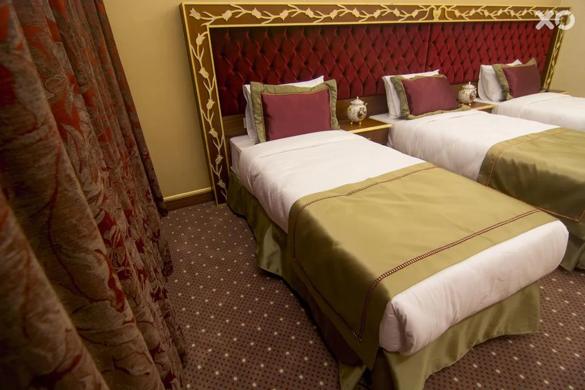 Mb Deluxe Hotel