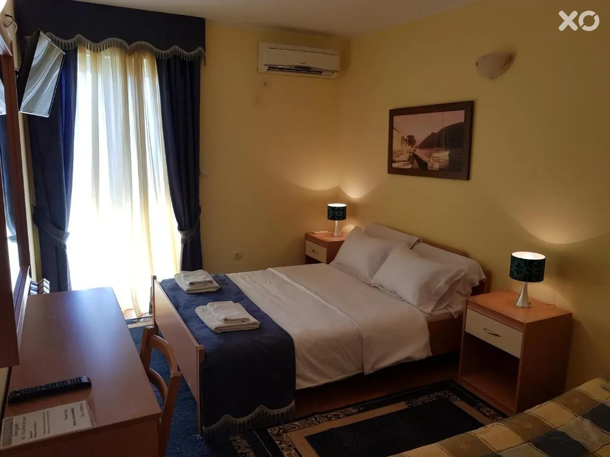 Tamara Apartments