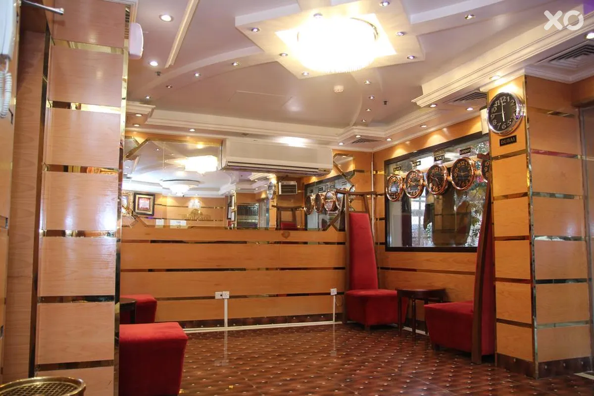 OYO 329 Down Town Hotel