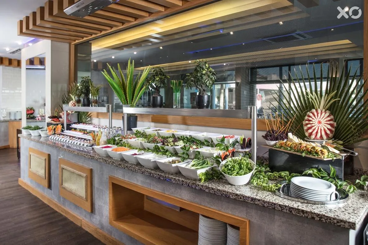 Marina Hotel & Suites