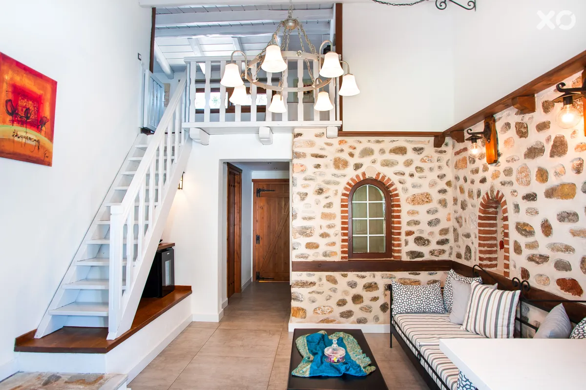 Acrotel Athena Residence