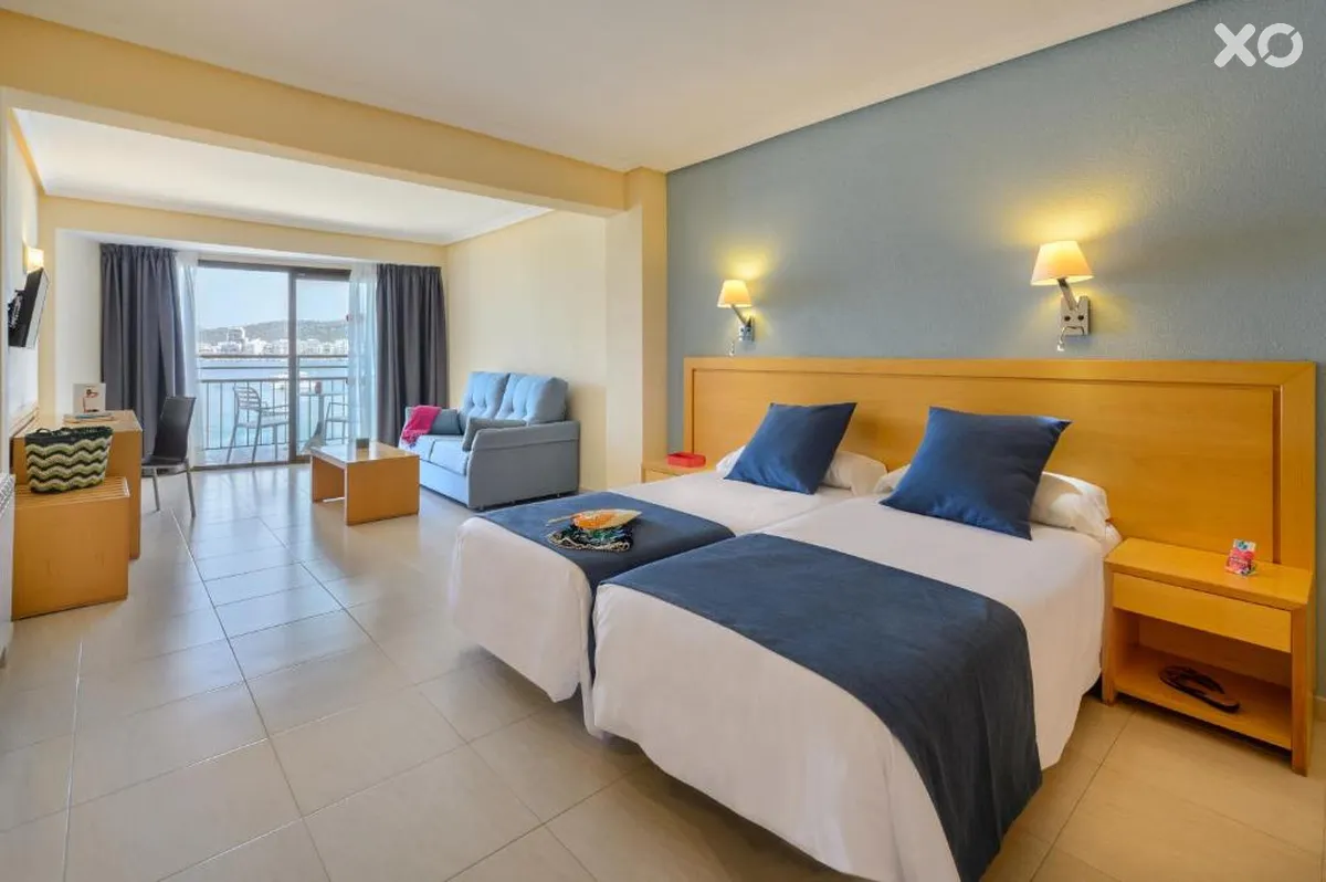 Vibra S'Estanyol Hotel