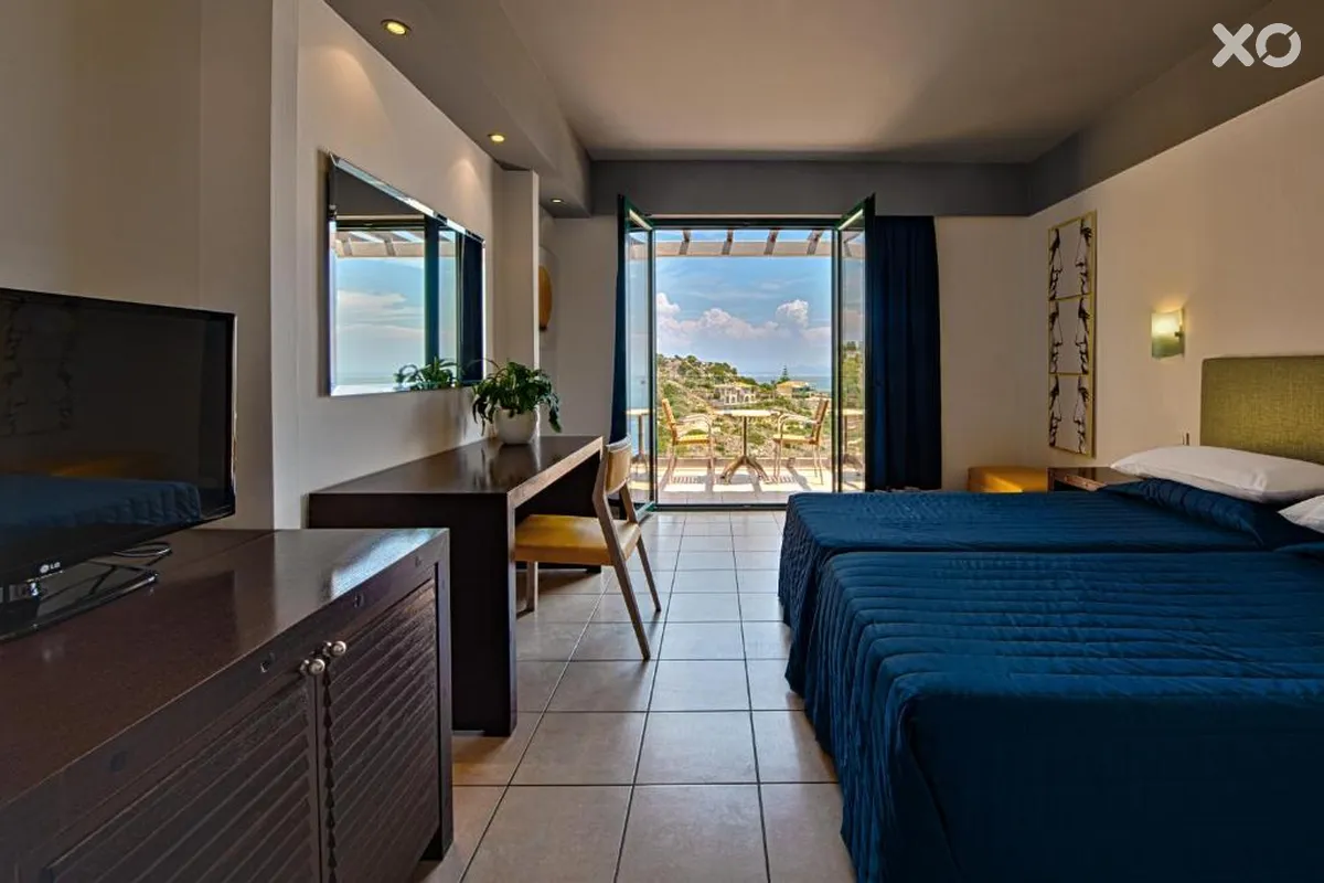 Apostolata Island Resort & Spa