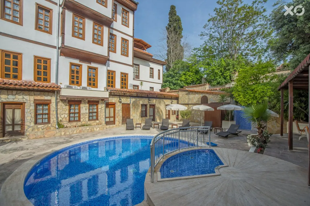 Argos Hotel