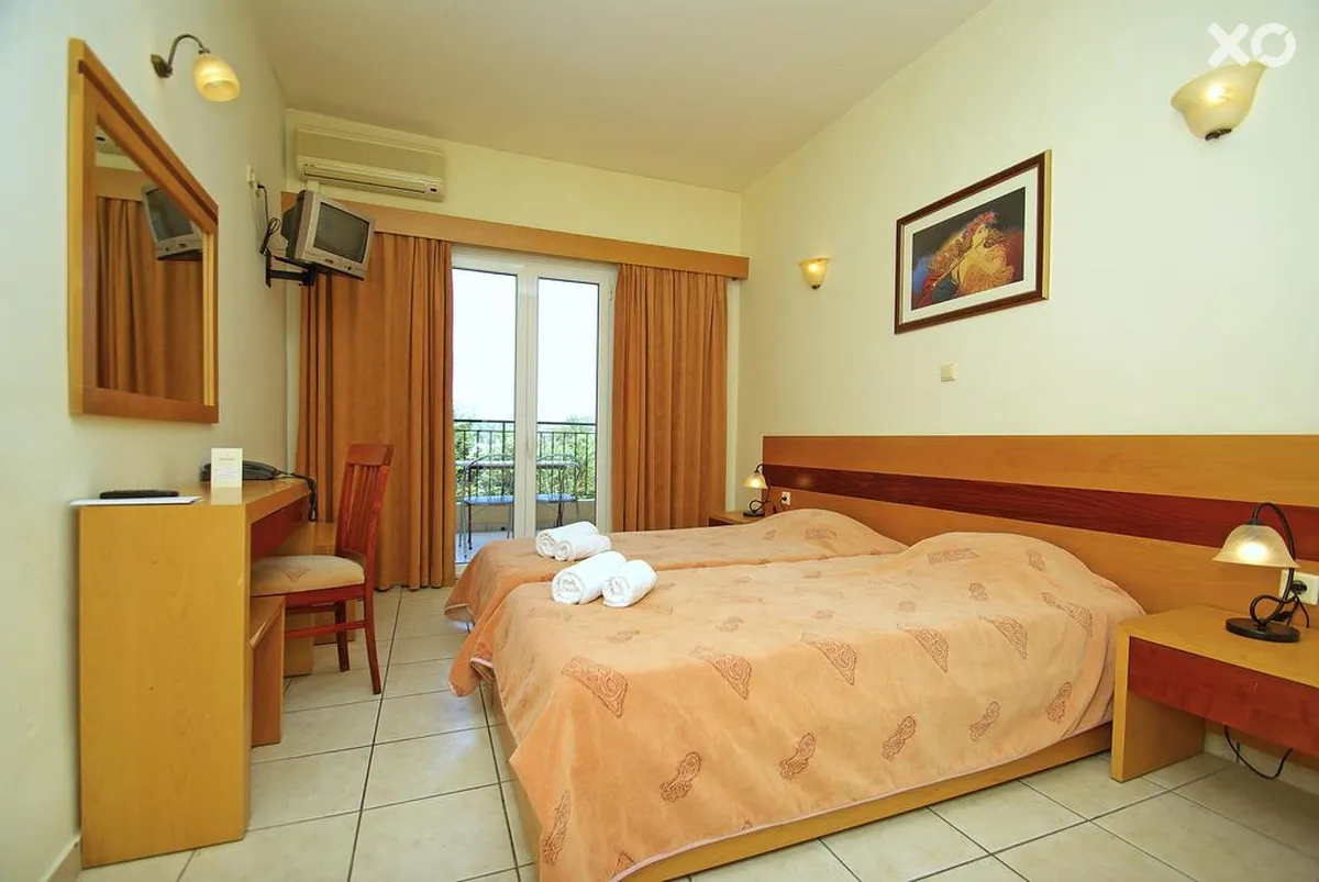 CNic Hellinis Hotel