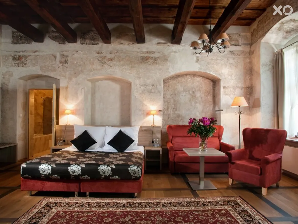 Santi Aparthotel