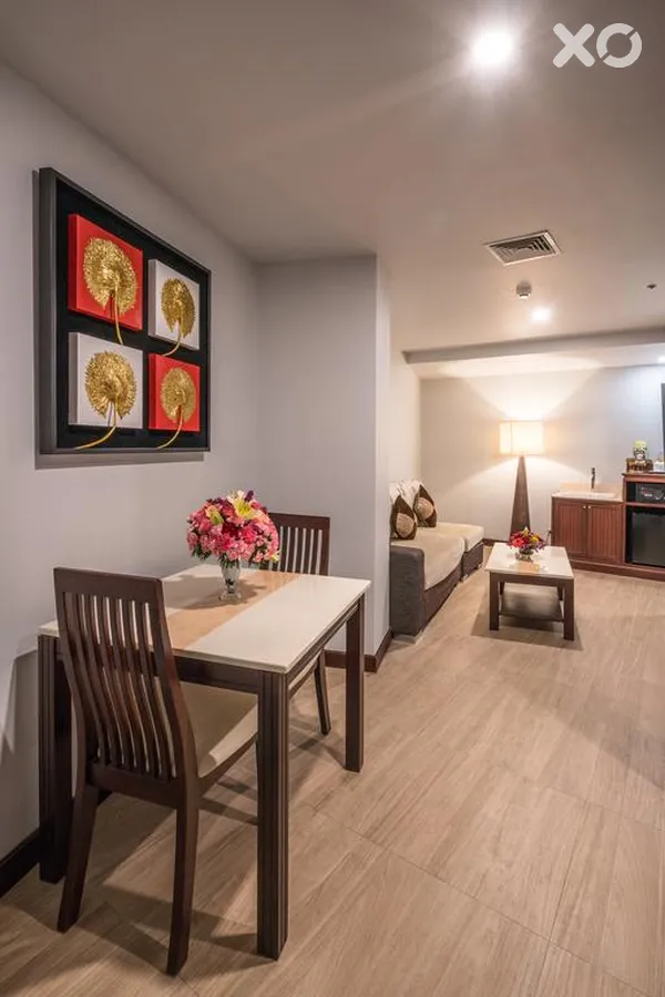 Aiyara Grand Hotel