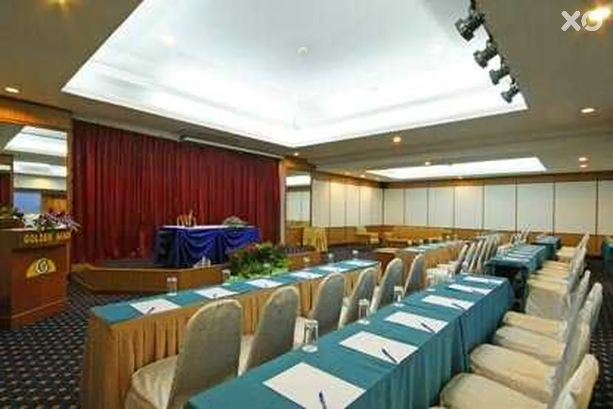 Golden Beach Cha-Am Hotel
