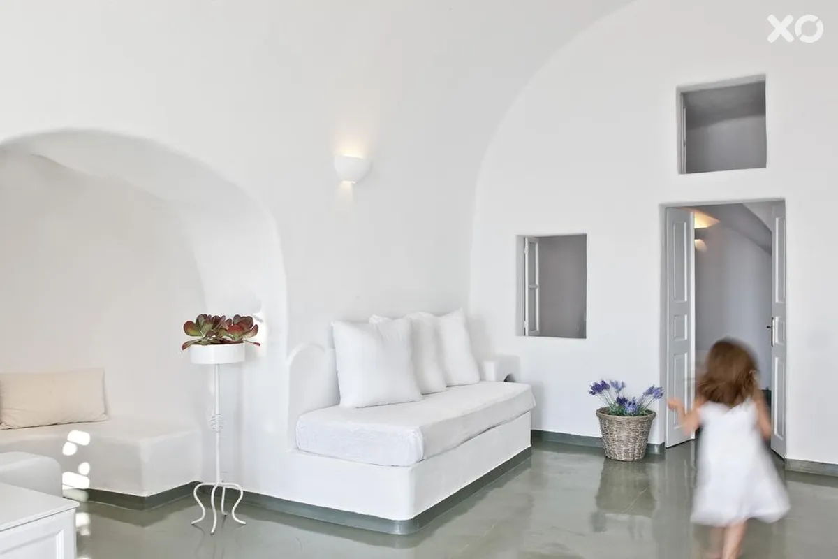 Cliff Side Suites