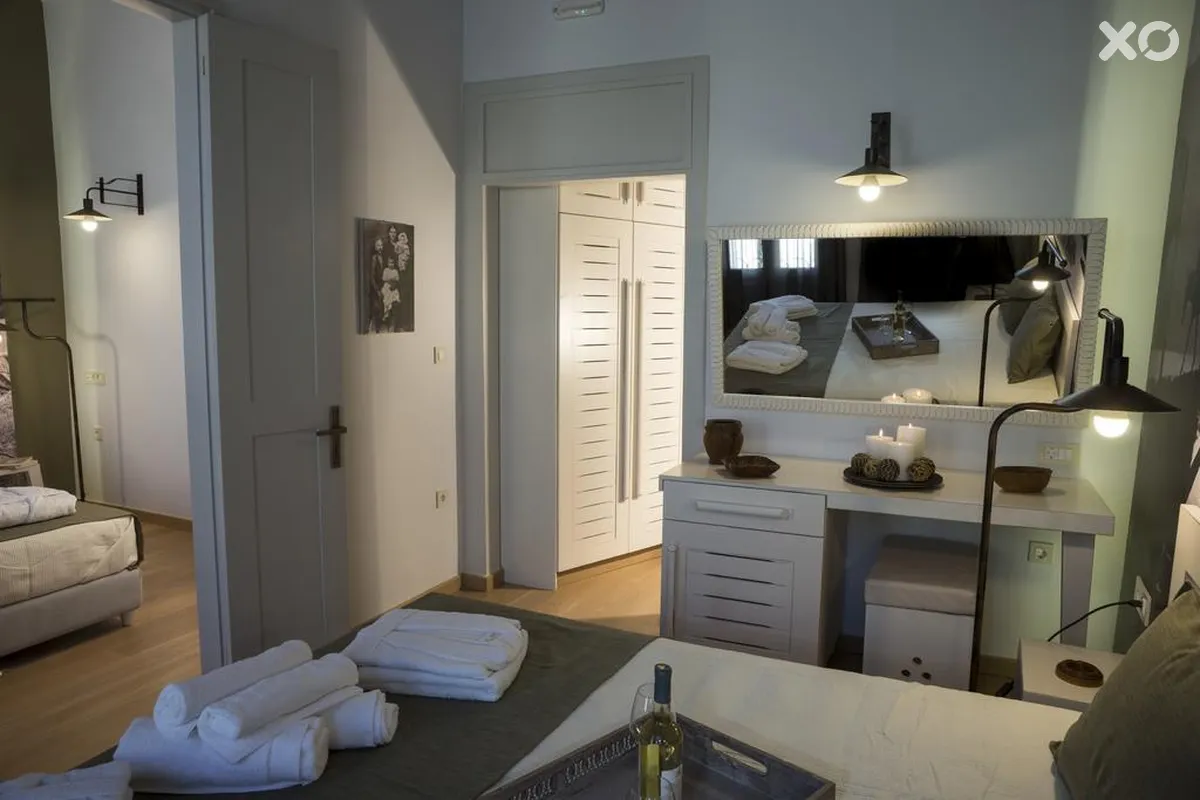 Elia Daliani Suites