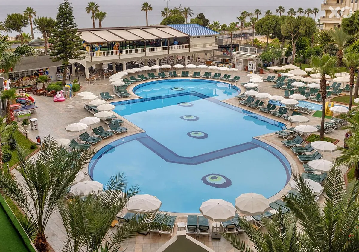 Senza Hotels Grand Santana Hotel