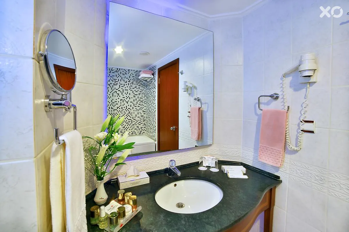 Grand Cevahir Hotel