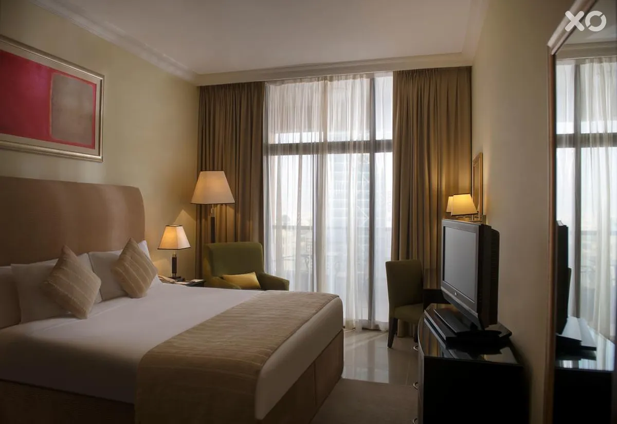 Two Seasons Hotel & Apartments Dubai