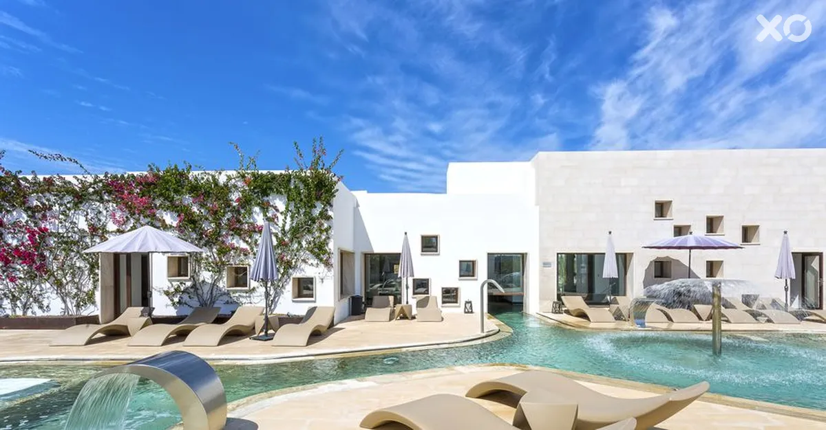 Grand Palladium White Island Resort & Spa