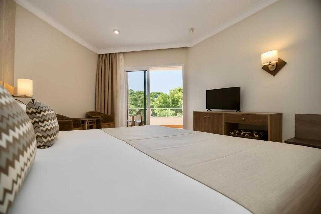 Испания без спешки! Панорамные сады, релакс и дни без суеты