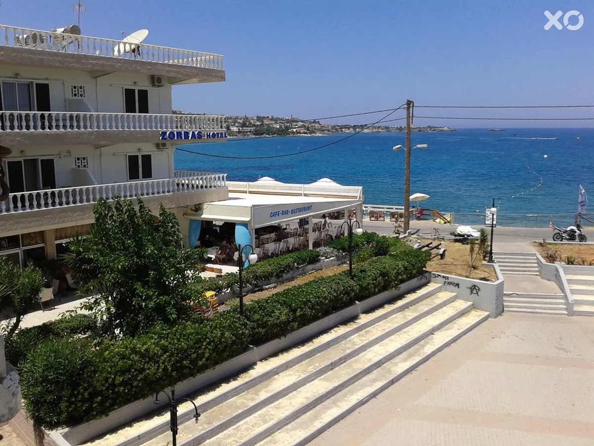 Zorbas Hotel