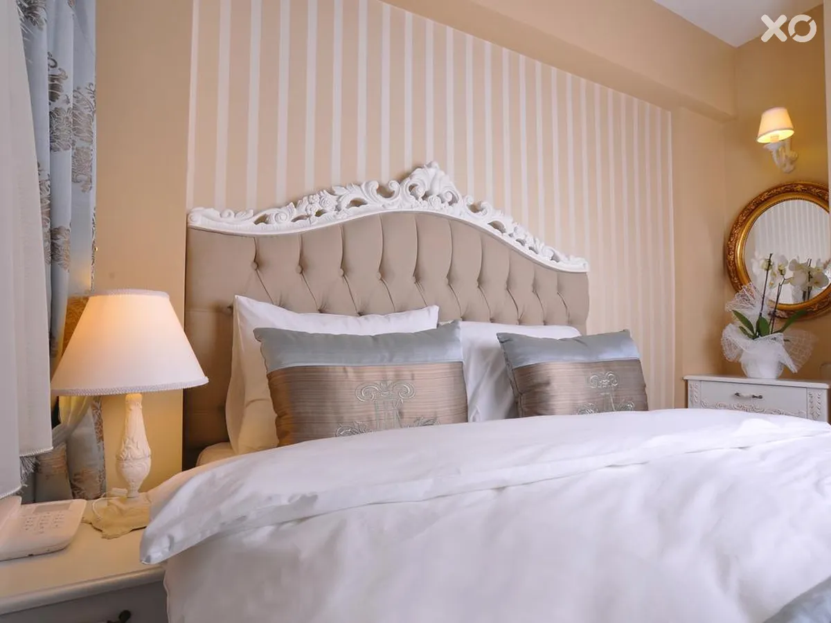 Divan-i Ali Hotel