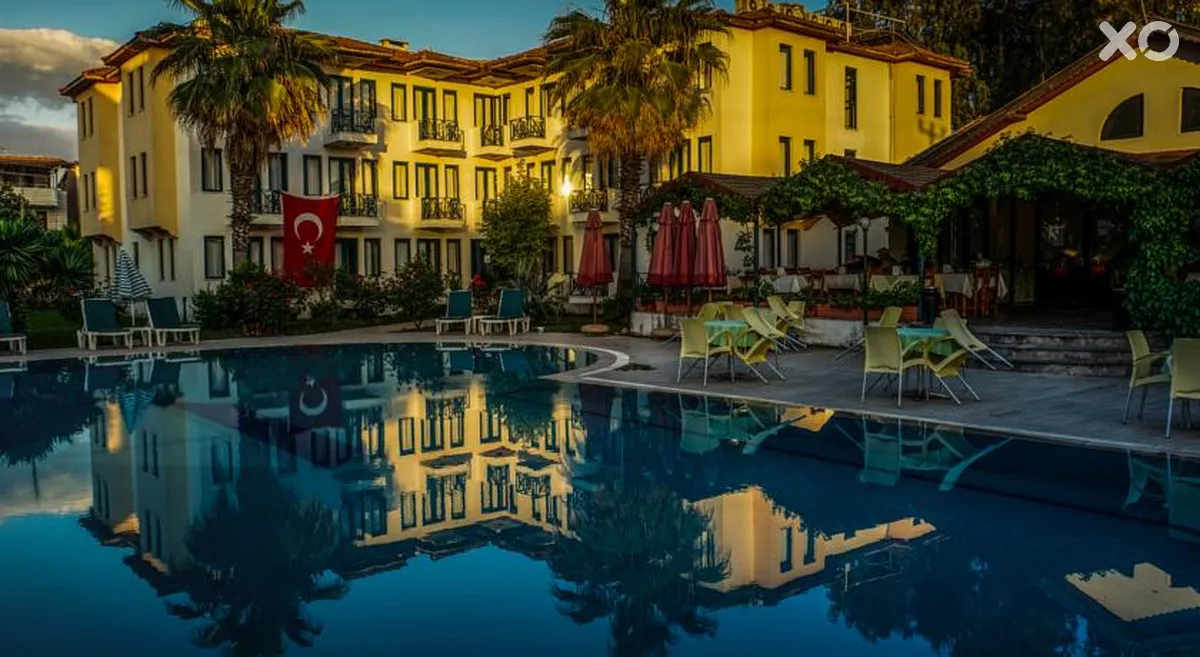 Bezay Hotel