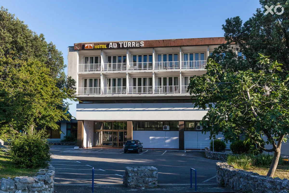Ad Turres Hotel & Pavillions