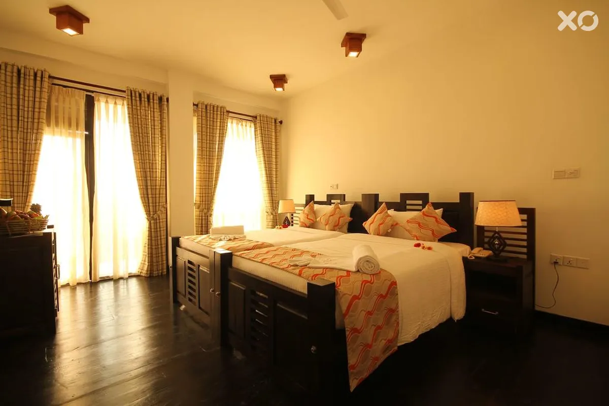 Saffron Hotel