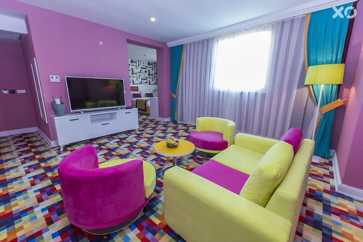 Mayi Hotel