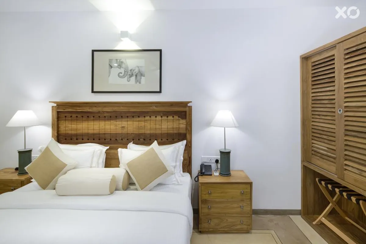 Lucky Elephant Hotel