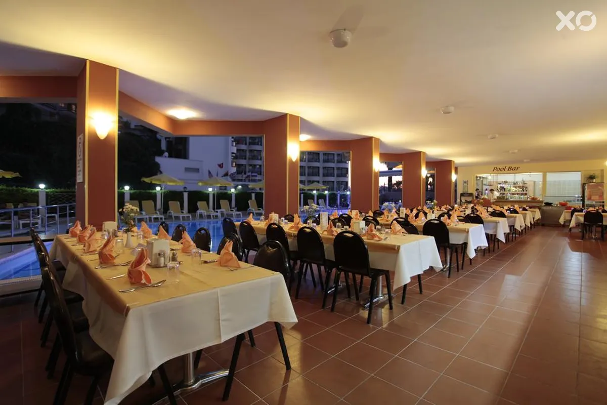 Palm Hotel