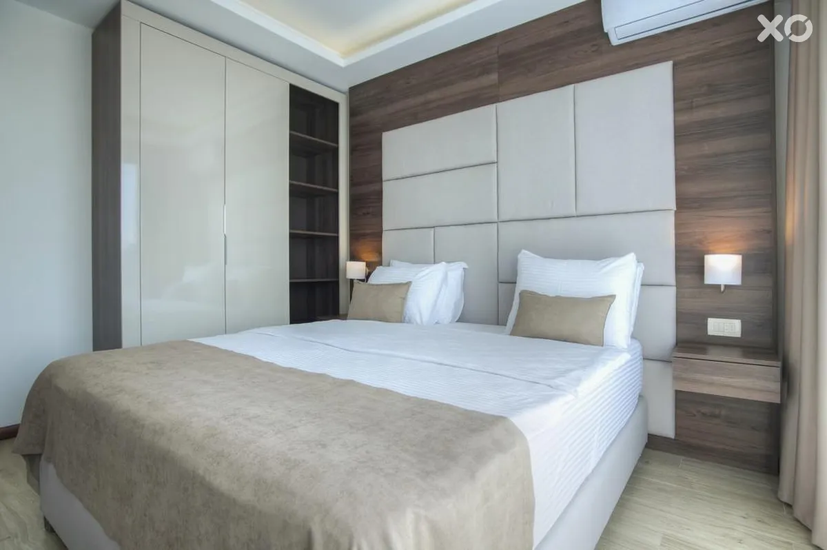 Twelve Hotel