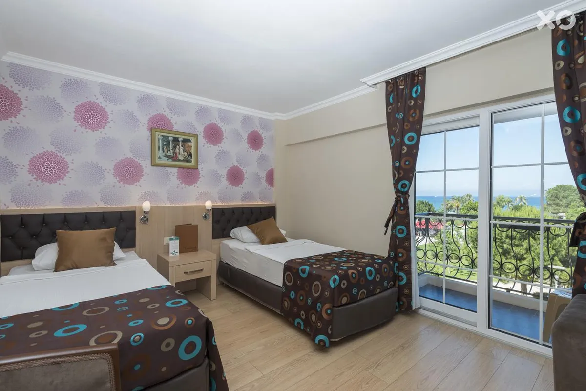 Asdem Park Hotel