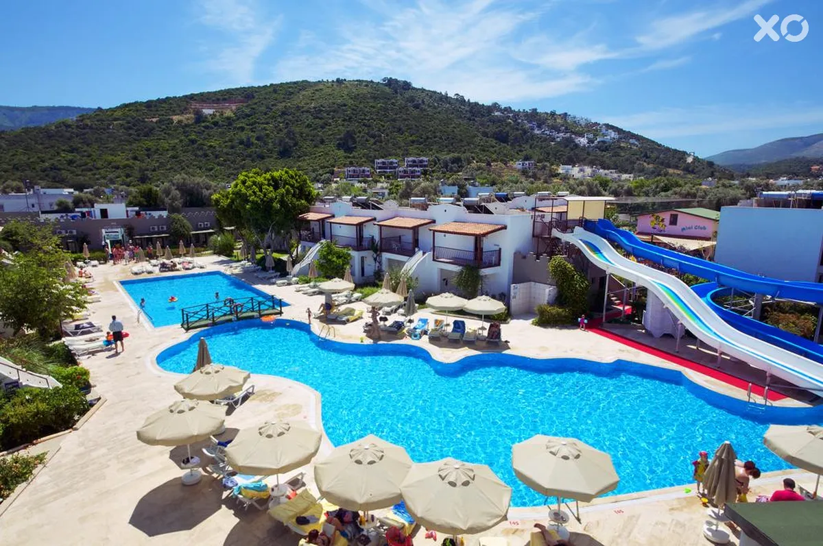 Izer Hotel & Beach Club