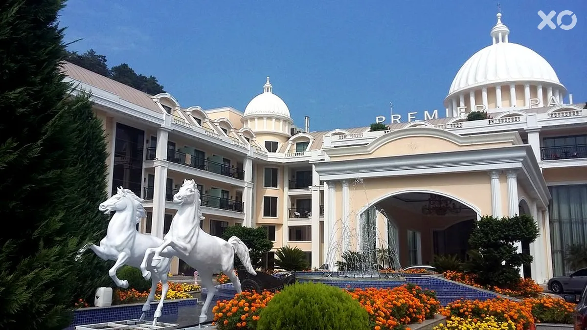 Juju Premier Palace