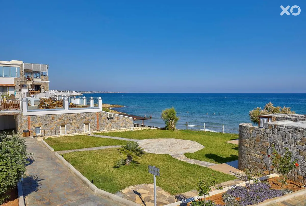 Alexander Beach Hotel & Village