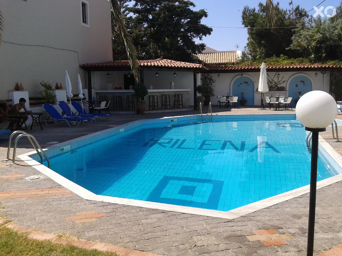Irilena Studios & Apartments
