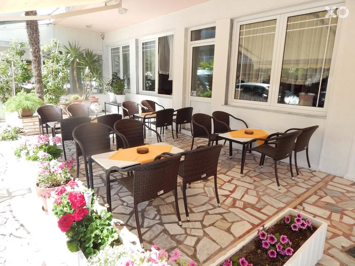 Gold Stern Hotel