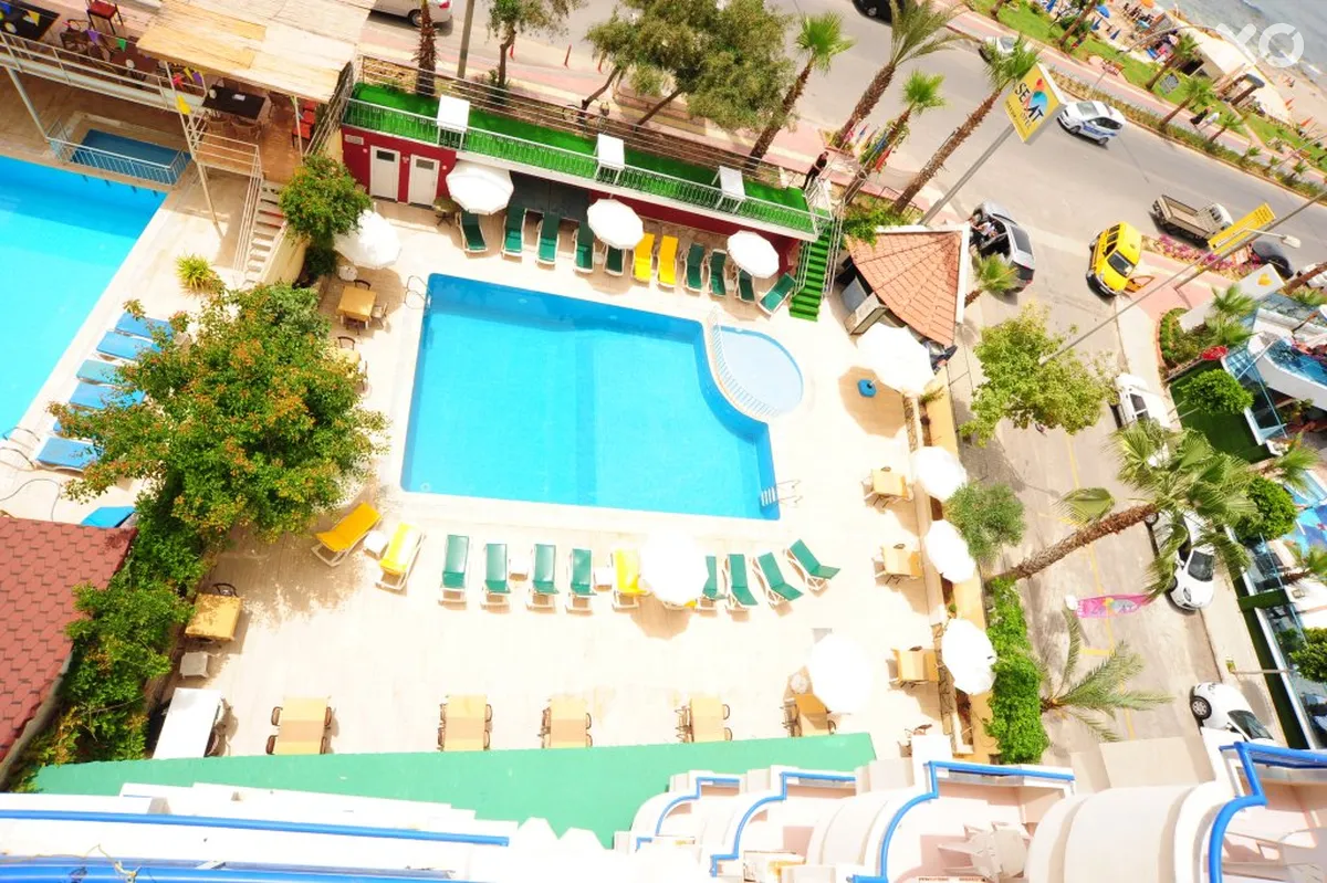 Semt Luna Beach Hotel