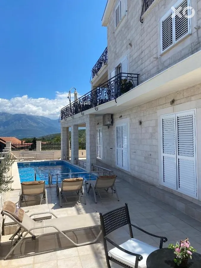 Mare Villa