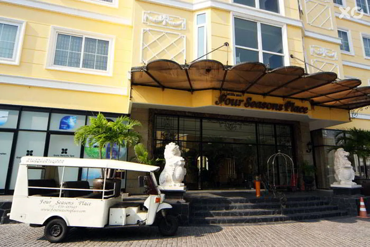 Four Seasons Place