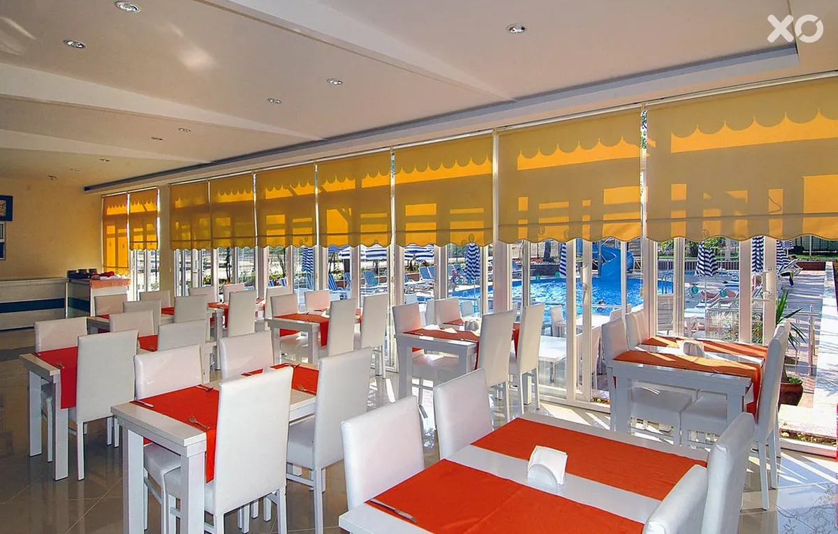 Aperion Beach Hotel