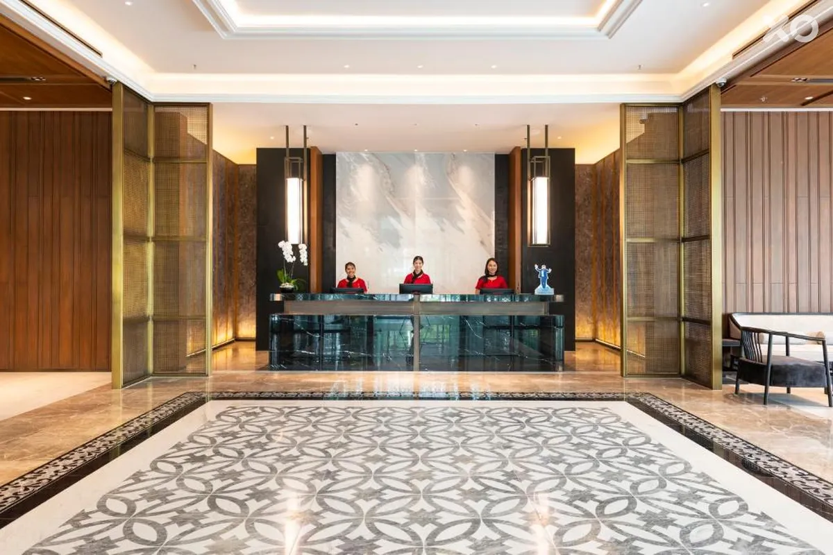 Ramada Plaza by Wyndham Chao Fah