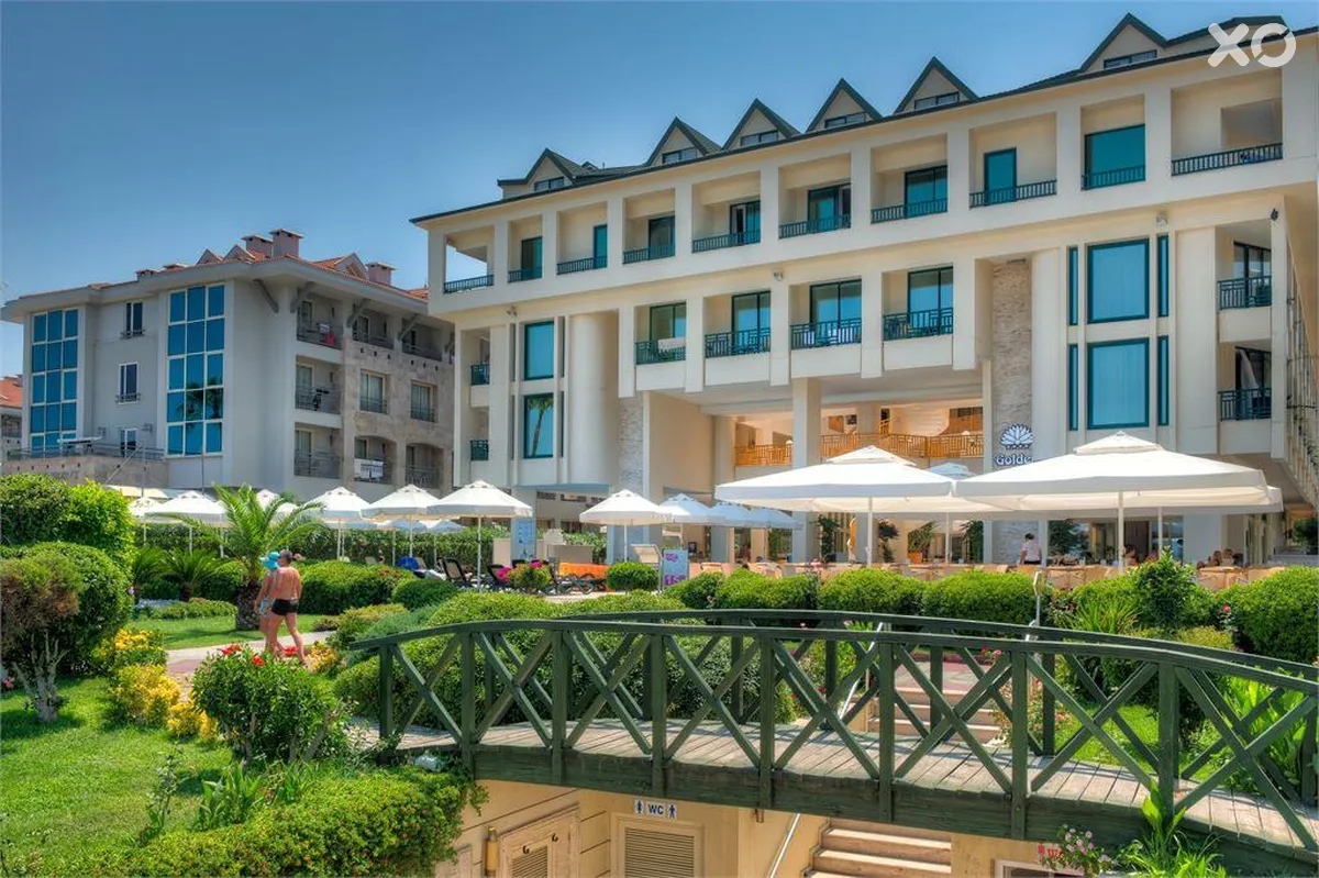 Golden Lotus Hotel
