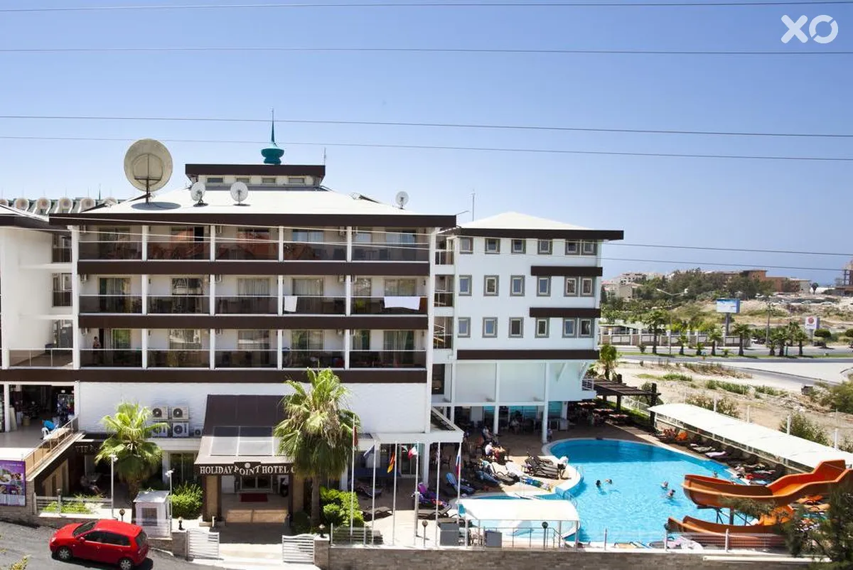 Adella Side Hotel